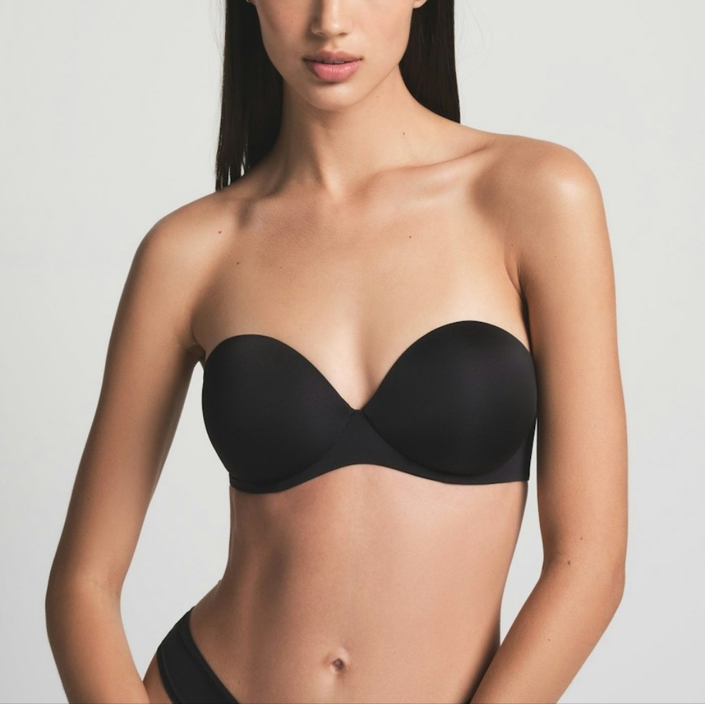 Skims Ultimate Strapless Push-Up Bra